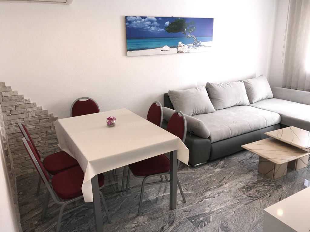 Apartments Zara